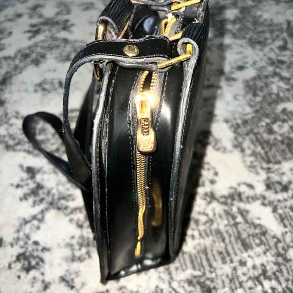 Louis Vuitton Mabillon Backpack Epi Leather - Picture 4 of 10